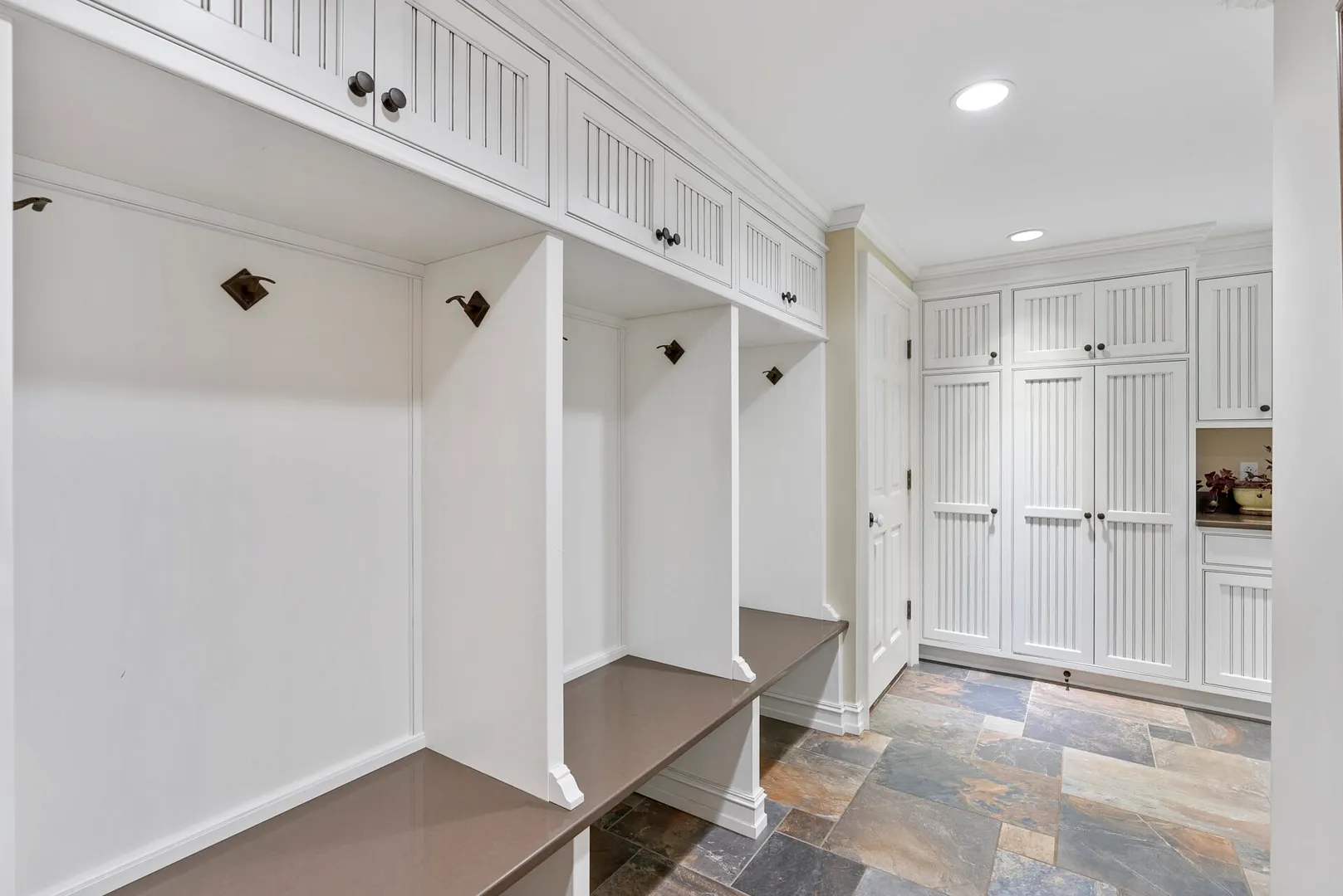 6 Pine Hill Road Photo 18