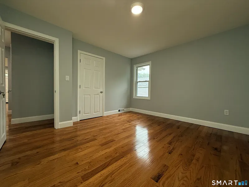 62 Mowry Avenue Photo 22