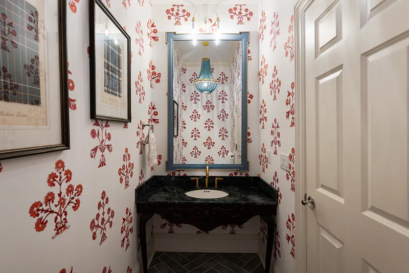 7 Farnham Way Photo 22
