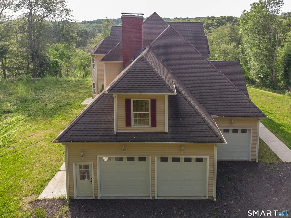 501 Taylor Hill Road Photo 3