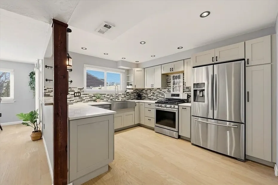 49 Elderwood Dr #49 Photo 5