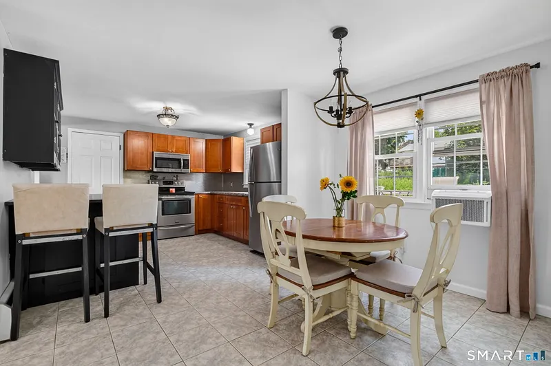 5 Beatrice Drive Photo 14