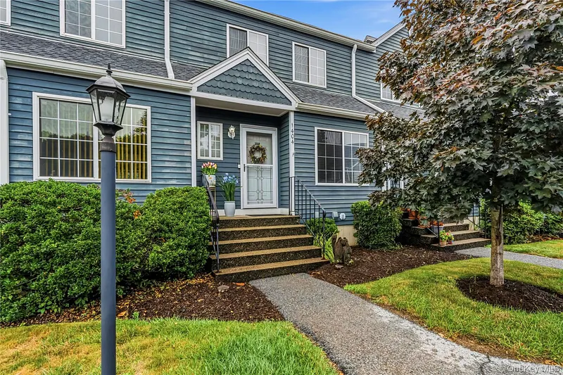 1404 Scarborough Drive Photo 1