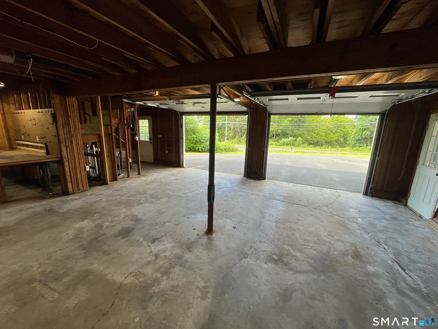 303 Somers Road Photo 37