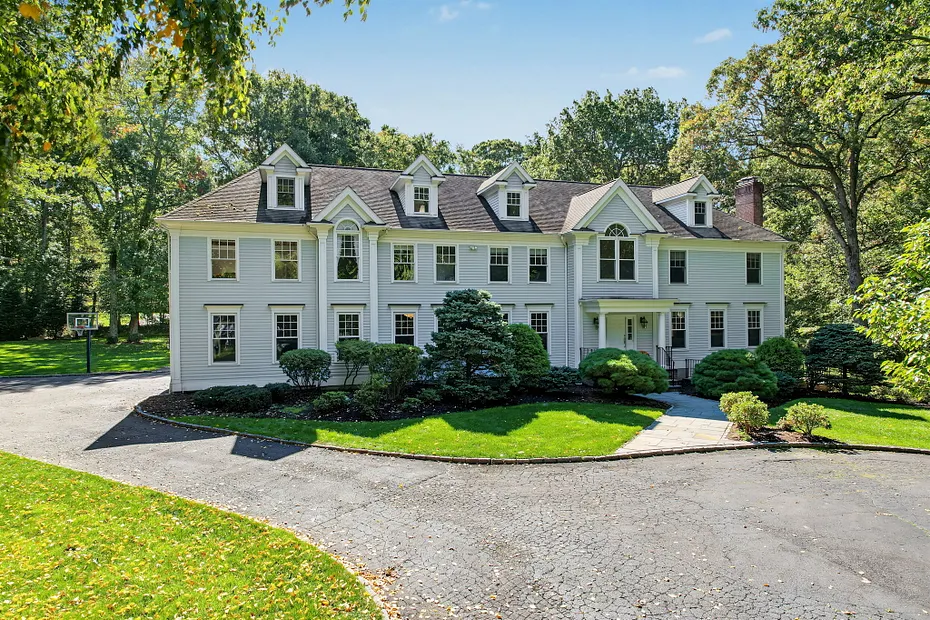 443 Brambley Hedge Circle Photo 3