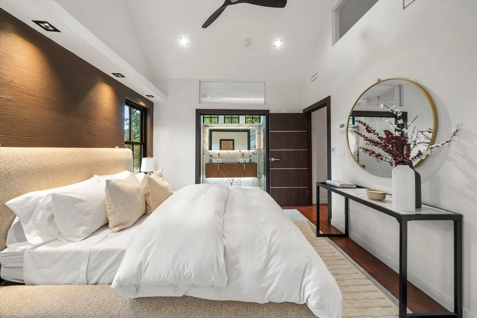 304 Elliot St. Carriage House S  #4 Photo 9