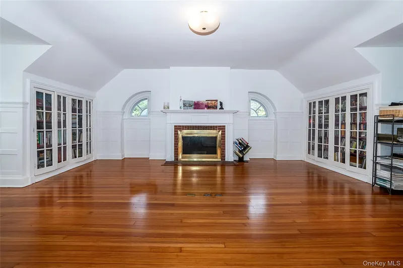 209 Beechmont Drive Photo 29