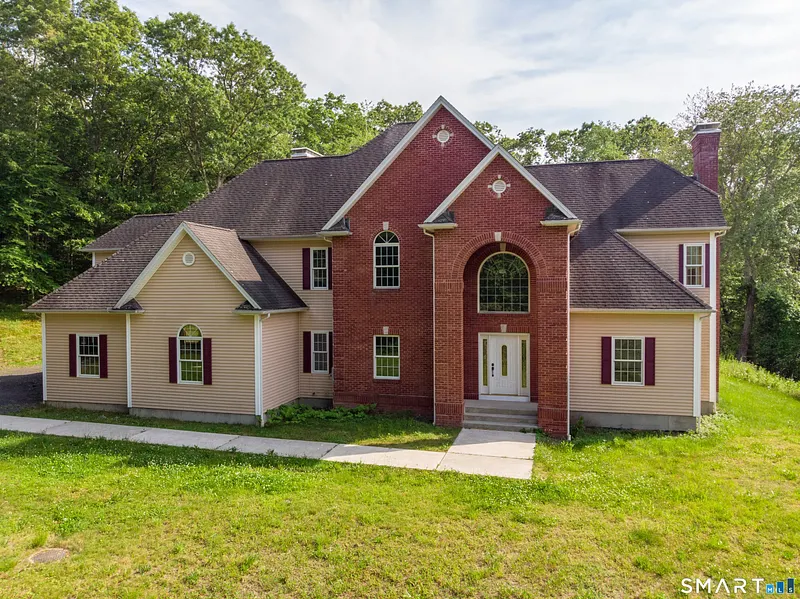 501 Taylor Hill Road Photo 2