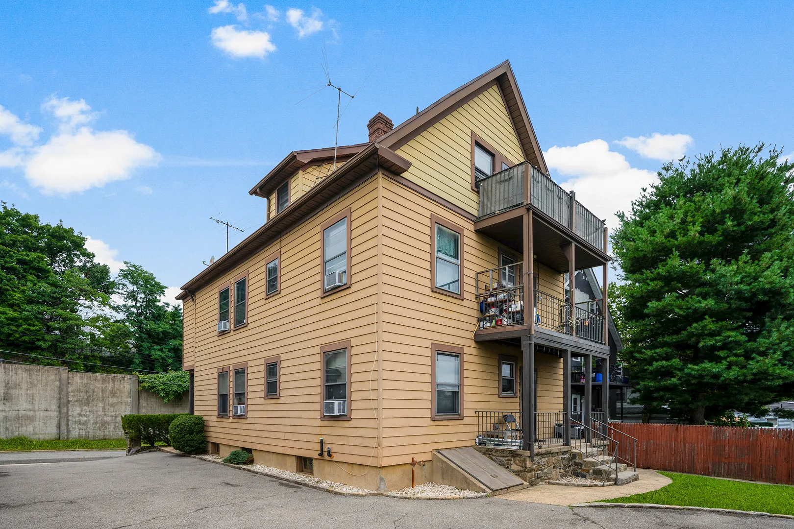 124 Pelham Street Photo 20