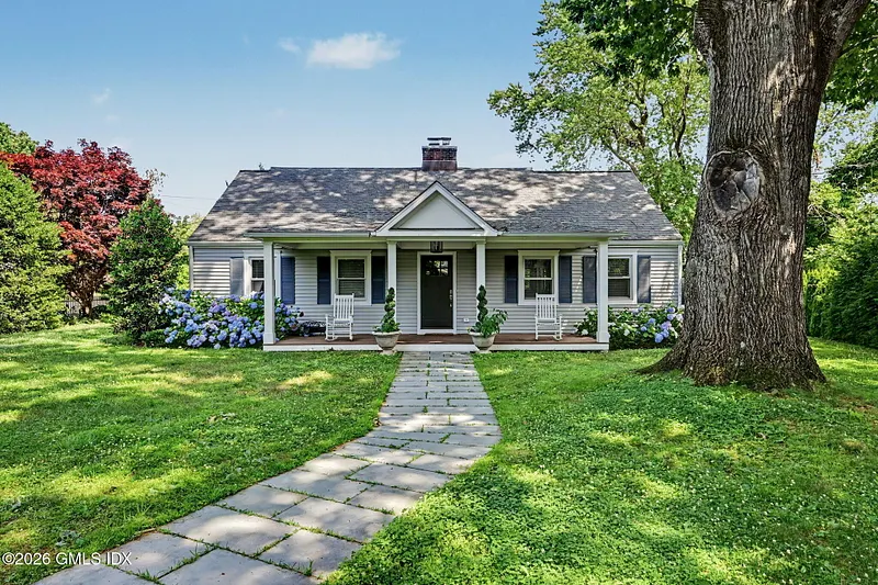 124 Shore Road Photo 3