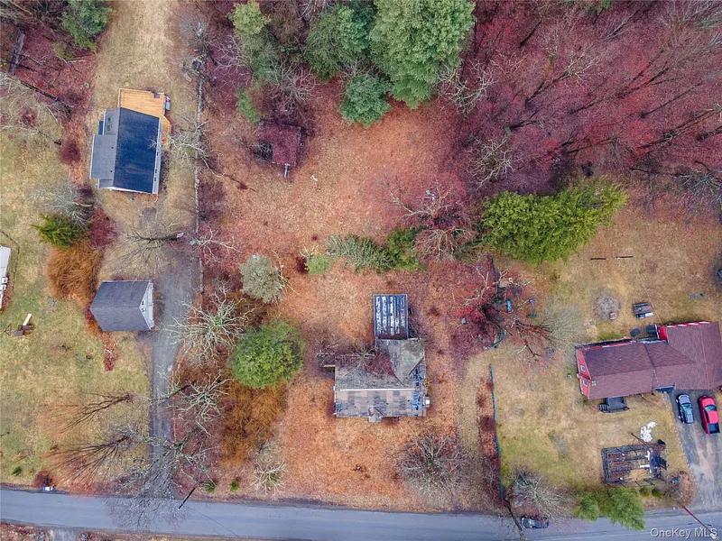 106 Sheldon Hill Road Photo 4