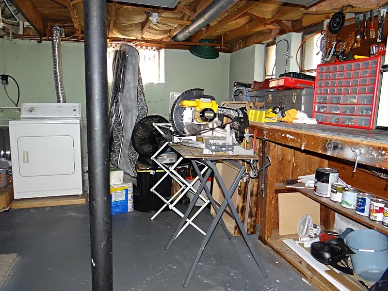 25 Marshall Ave Photo 30