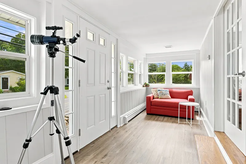221 Water Street Photo 7