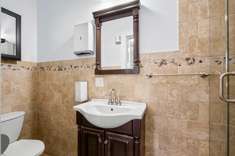 521 Jefferson Avenue  #1 Photo 15