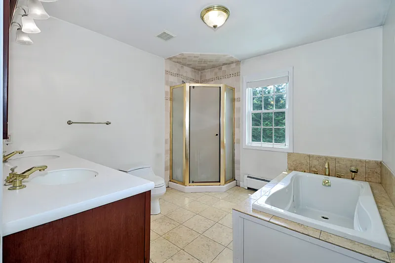 28 Brook Road Photo 31