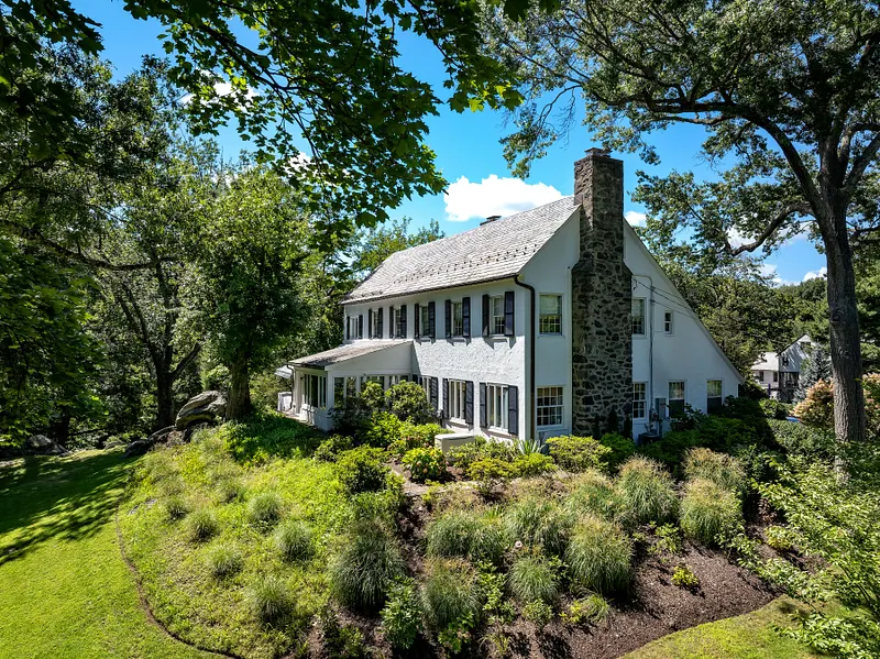 74 Glenville Road Photo 1
