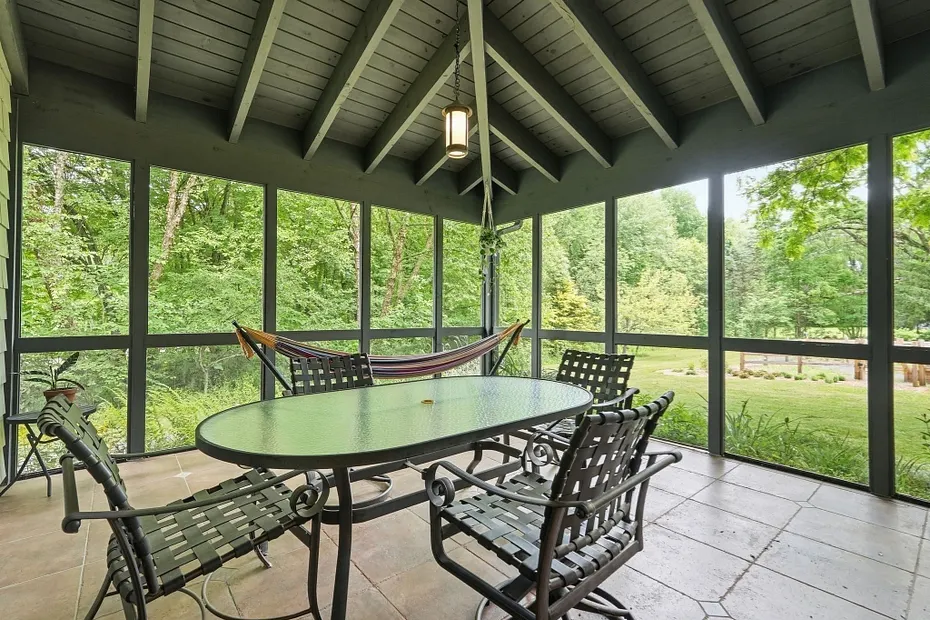 18 Eveningstar Dr Photo 23