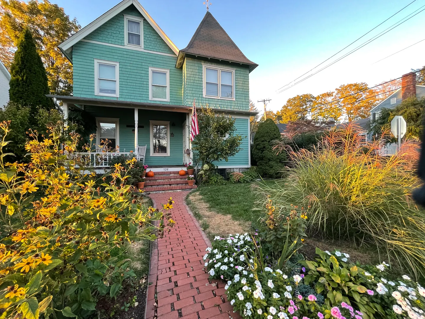 126 East Avenue Photo 4