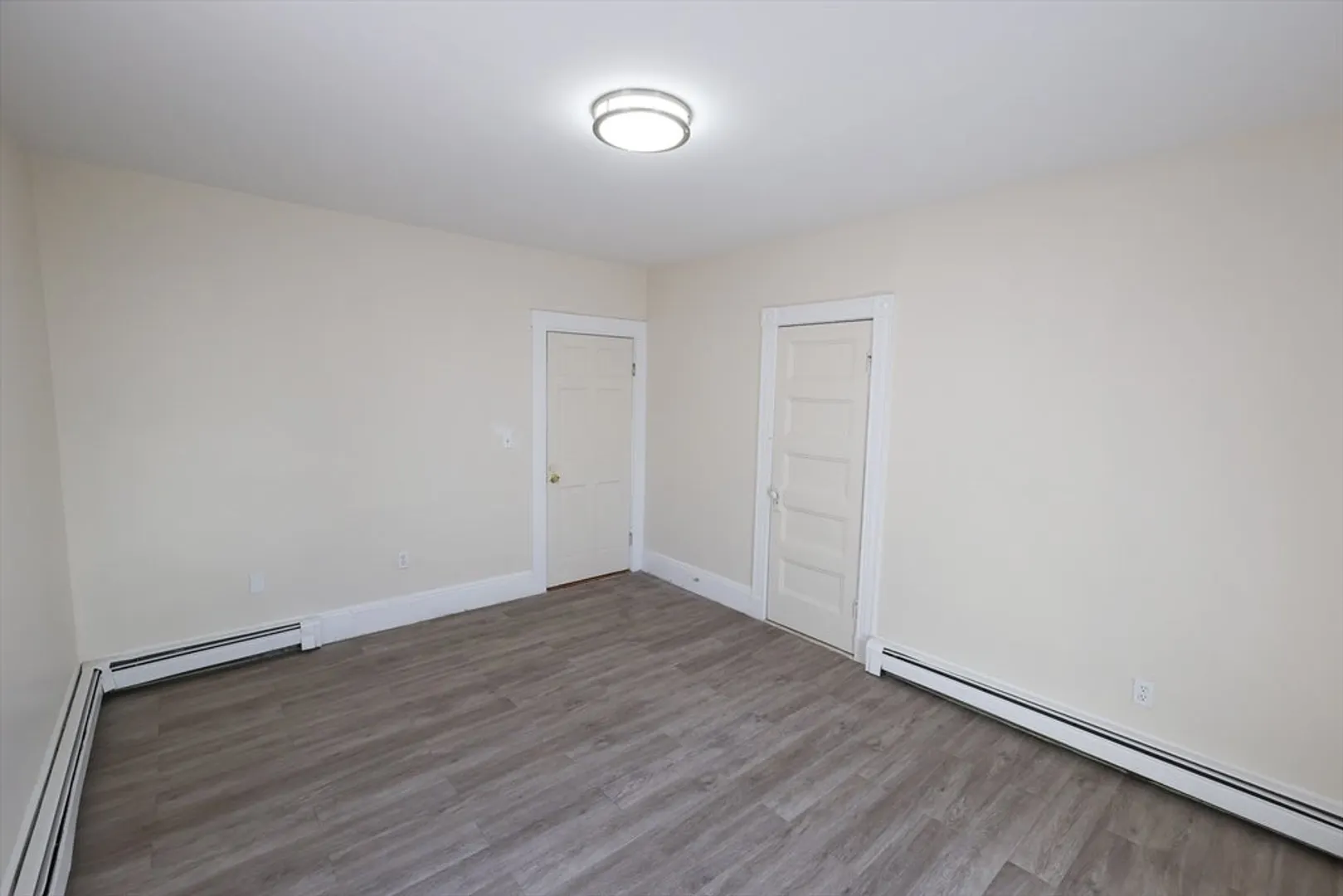 30 Millet Street  #2 Photo 11