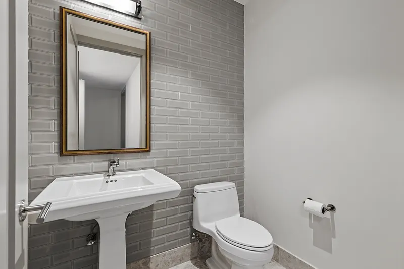 120 Old Post Road  #D106 Photo 23