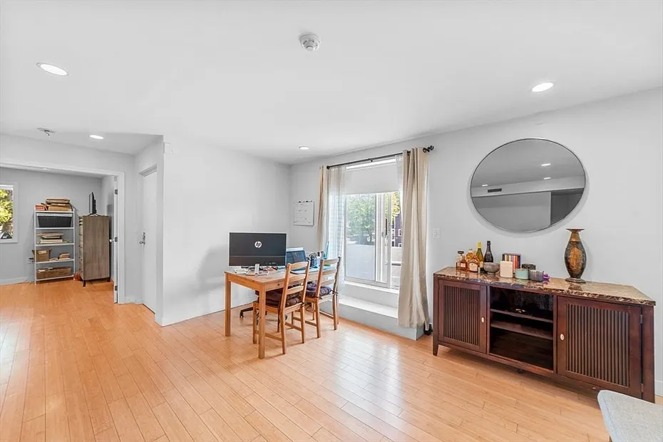 211 West Street  #10A Photo 5