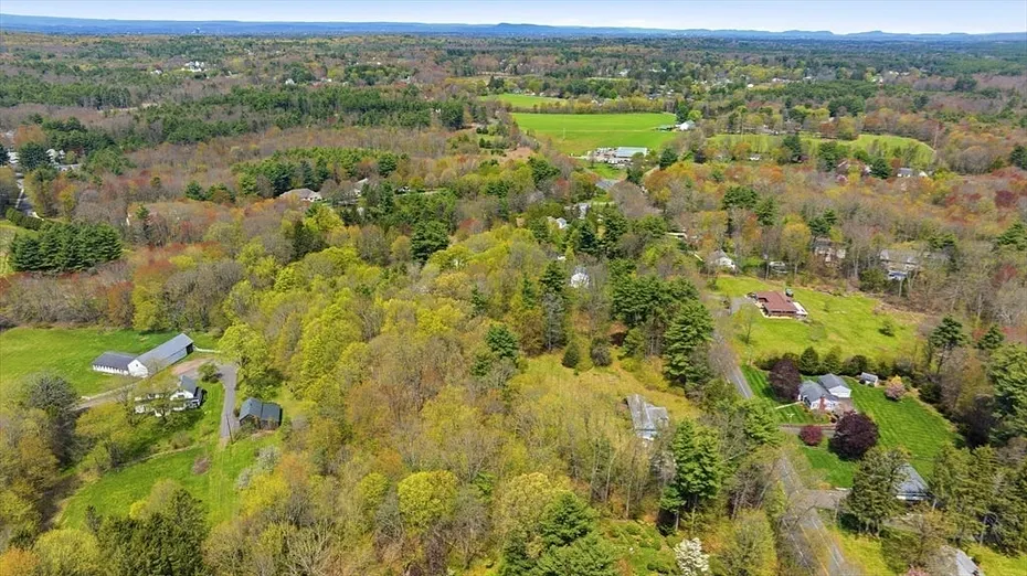 817 Somers Rd Photo 4