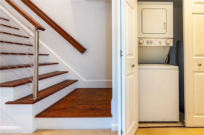 152 Crompton Avenue  #18 Photo 37