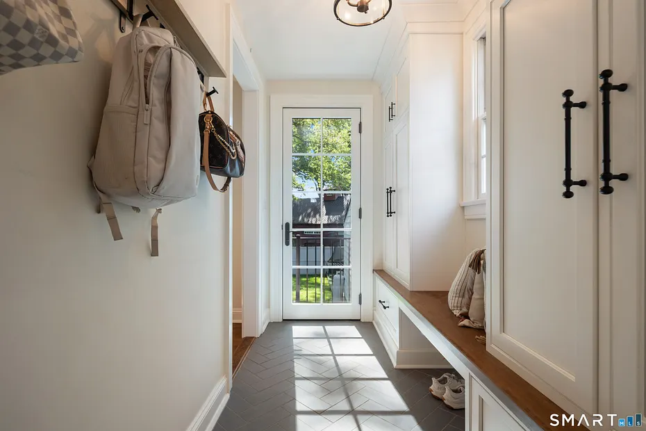 11 Highland Avenue Photo 35