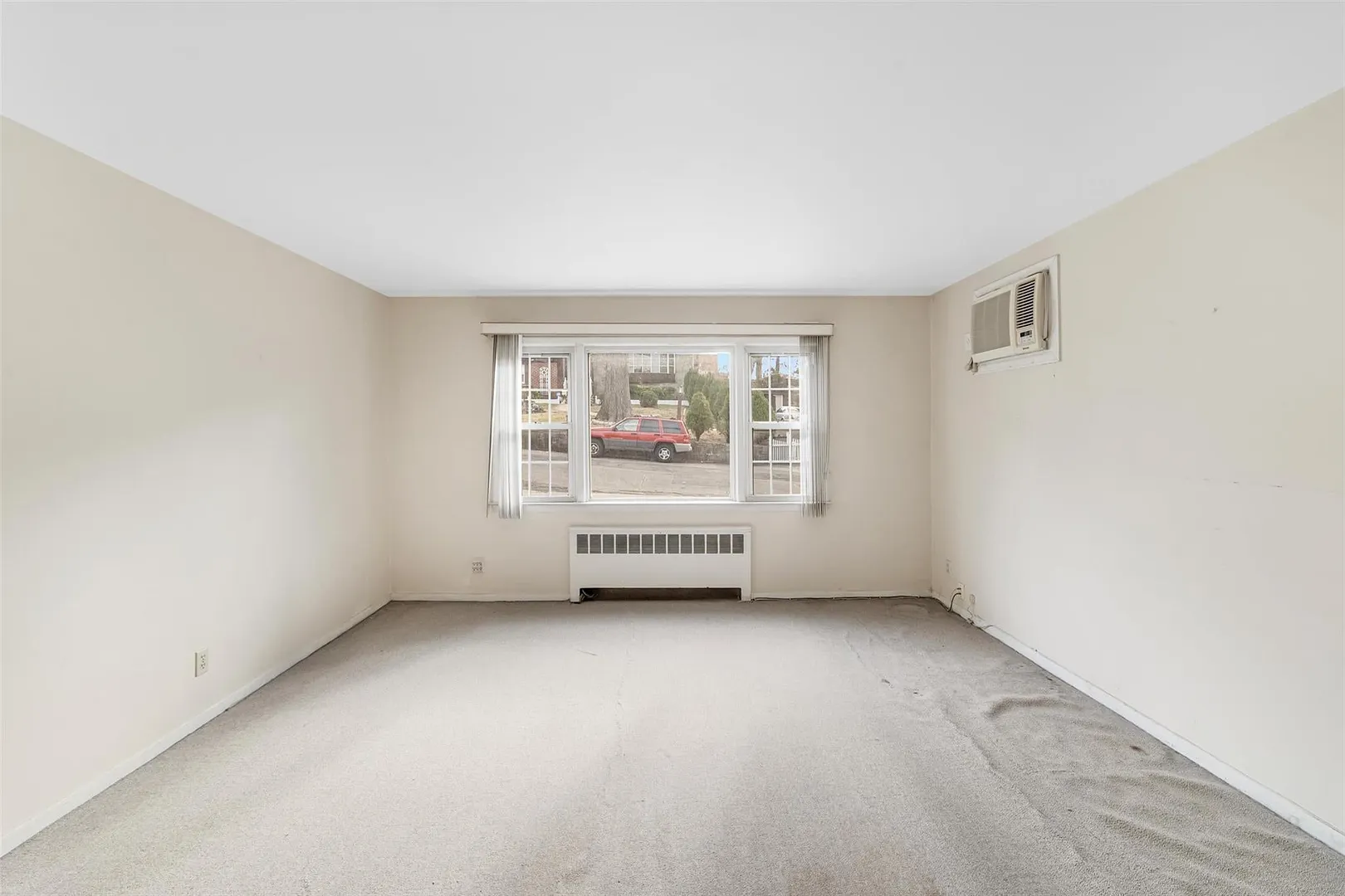 85 Stevens Avenue Photo 6