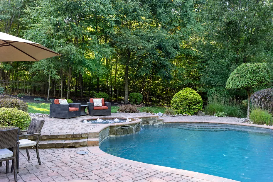 14 Highwood Crossing Photo 36