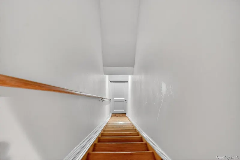 105 Palisade Avenue Photo 18