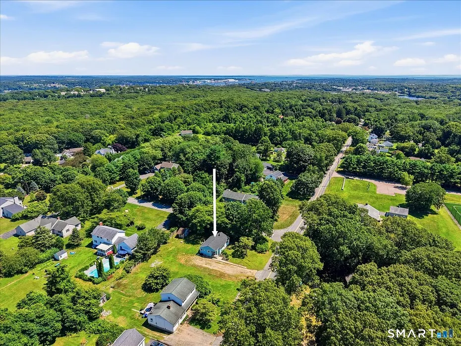 133 Bloomingdale Road Photo 5