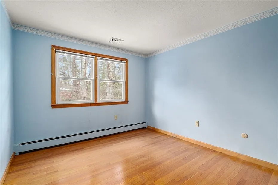 33 Brunnell Dr Photo 21