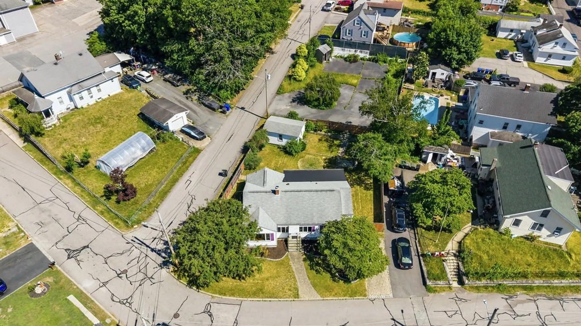 118 Summit Avenue Photo 32