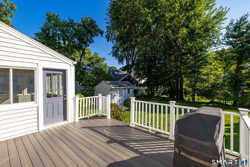 170 Brunswick Avenue Photo 32