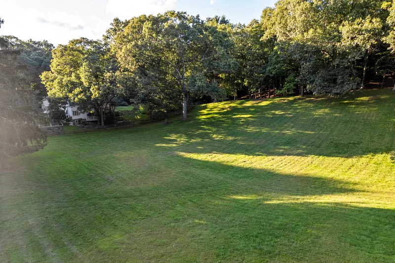 6 Pine Hill Road Photo 6