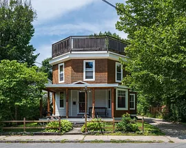14 Main St