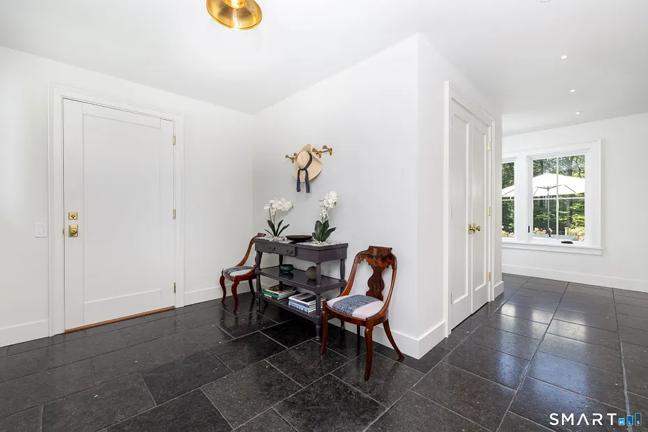 631 Milton Road Photo 5