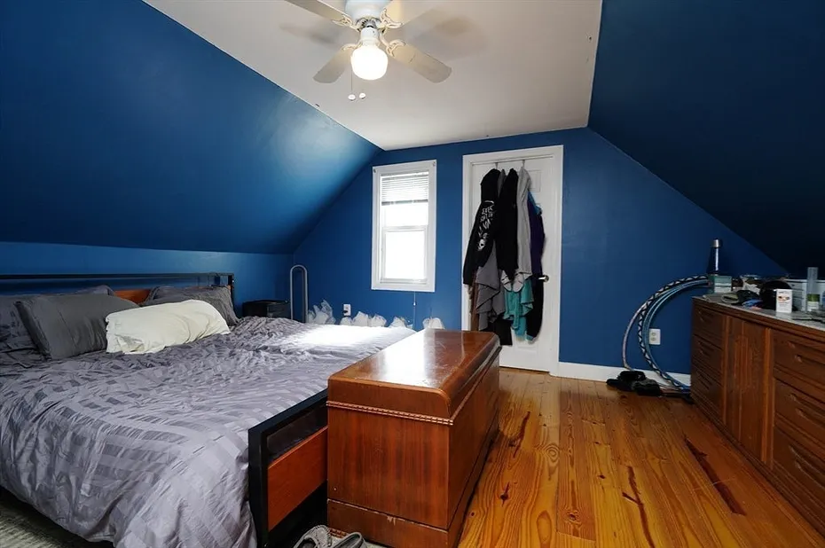 31 Floyd St Photo 16