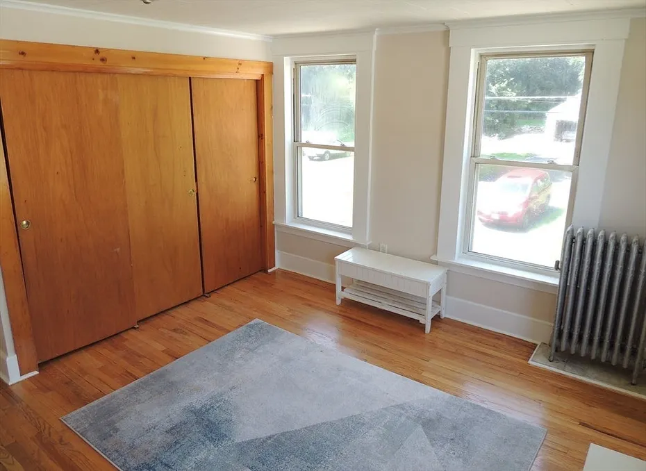 90 Quaboag St Photo 11