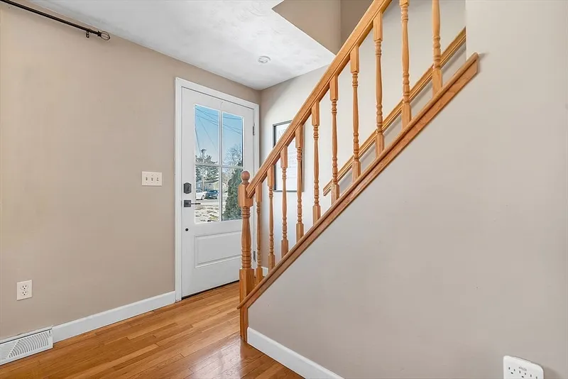 45 Kent Dr Photo 11