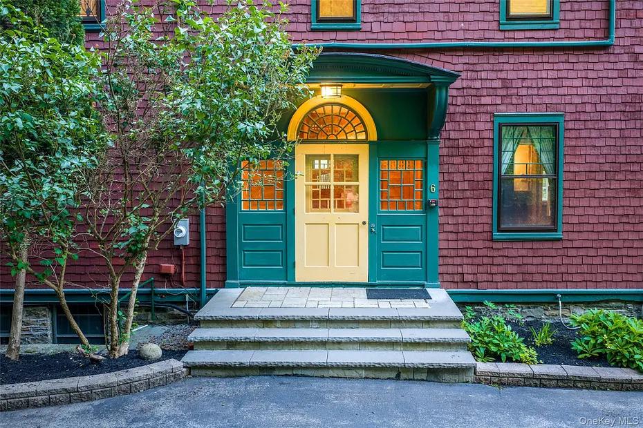 6 Westridge Road Photo 10