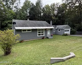 304 Chapel Rd