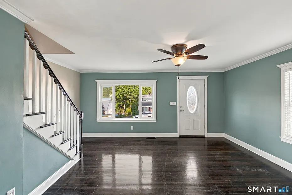 15 Ashland Avenue Photo 9