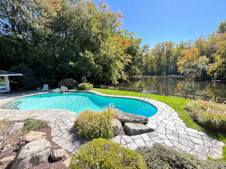 132 Blueberry Drive Photo 33
