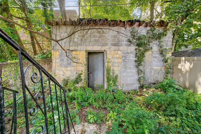105 Palisade Avenue Photo 33