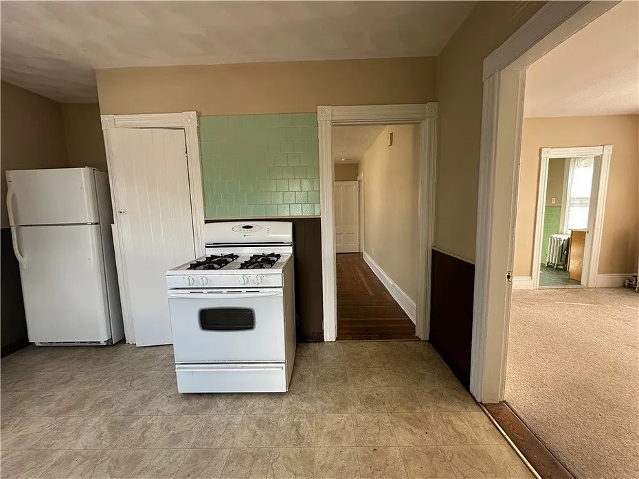1245 Cranston Street  #2 Photo 8