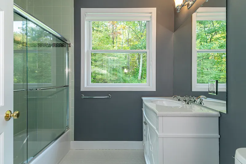 168 Cobble Road Photo 33