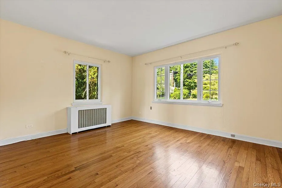 38 Fenimore Drive Photo 18