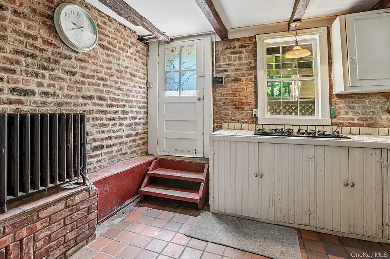 8 Reservoir Road Photo 12